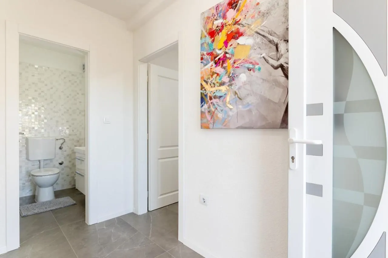 Apartment Vuletin Kastela