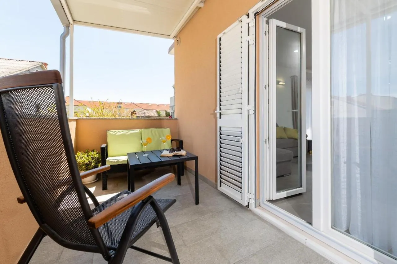 Apartment Vuletin Kastela